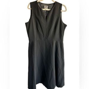 GUC Anne Klein Women’s Ladies V Neck CutOut Black Lined Sleeveless Dress Size 10